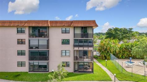4930 E Sabal Palm Boulevard Tamarac FL 33319