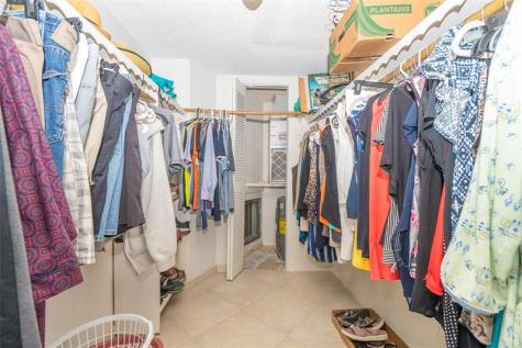 4000 NW 44th Avenue Lauderdale Lakes FL 33319