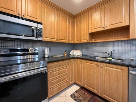 4000 NW 44th Avenue Lauderdale Lakes FL 33319