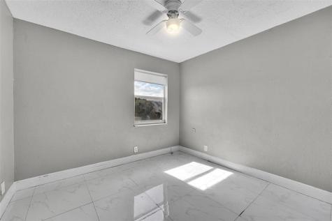 1237 Seaview North Lauderdale FL 33068