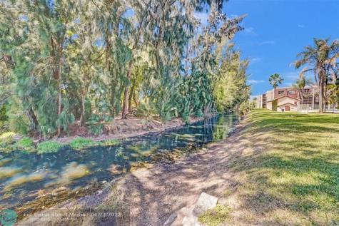 7000 Nova Drive Davie FL 33317