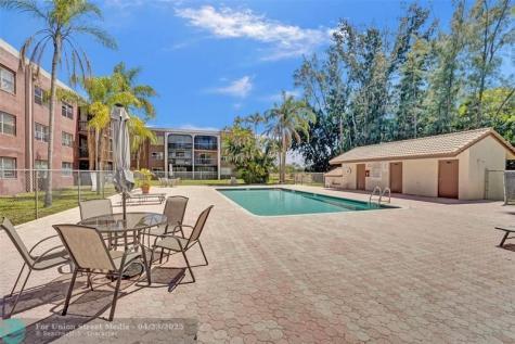 7000 Nova Drive Davie FL 33317