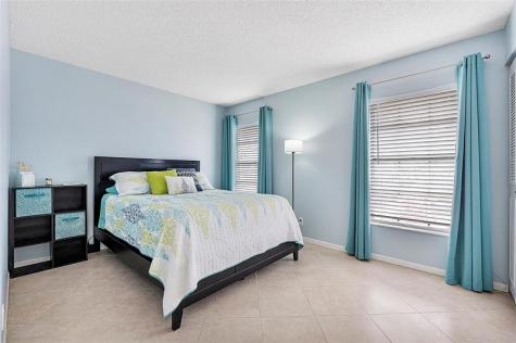 393 Bennington Lane Lake Worth FL 33467