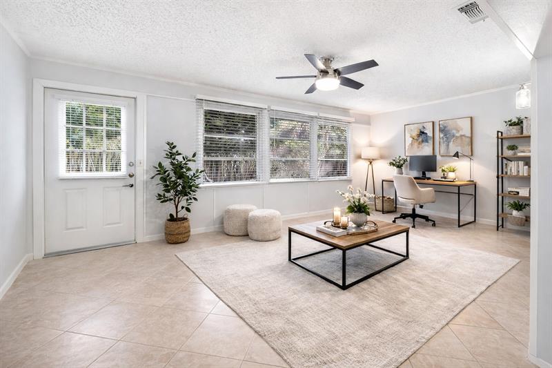 393 Bennington Lane Lake Worth FL 33467