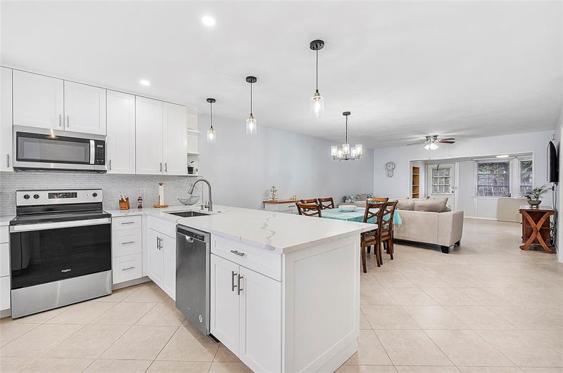 393 Bennington Lane Lake Worth FL 33467