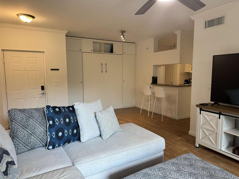 17125 N Bay Road Sunny Isles Beach FL 33160