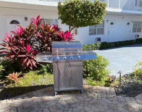 120 NE 20th Avenue Deerfield Beach FL 33441