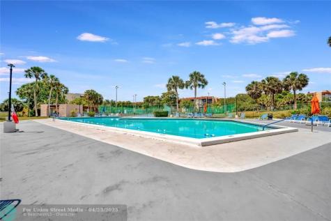 3521 Environ Boulevard Lauderhill FL 33319