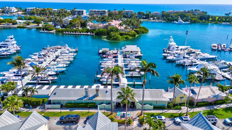 2755 NE 28th Avenue Lighthouse Point FL 33064