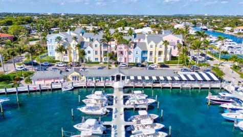 2755 NE 28th Avenue Lighthouse Point FL 33064