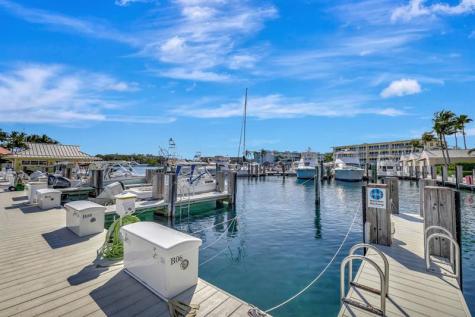 2755 NE 28th Avenue Lighthouse Point FL 33064