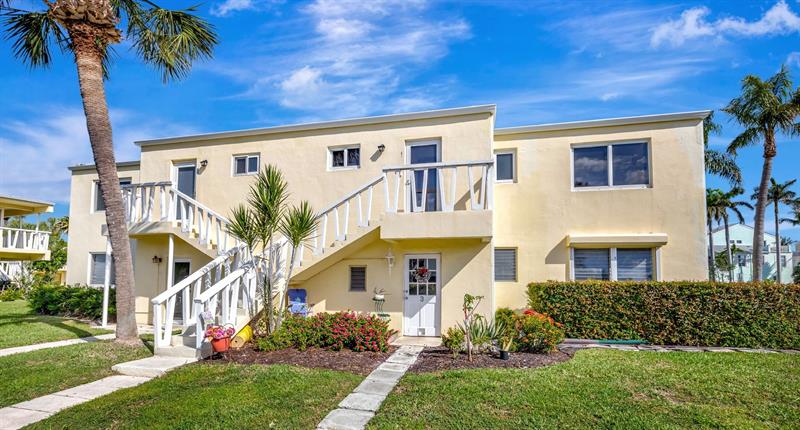 2755 NE 28th Avenue Lighthouse Point FL 33064