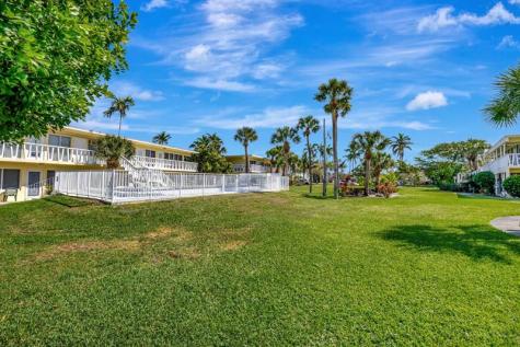 2755 NE 28th Avenue Lighthouse Point FL 33064