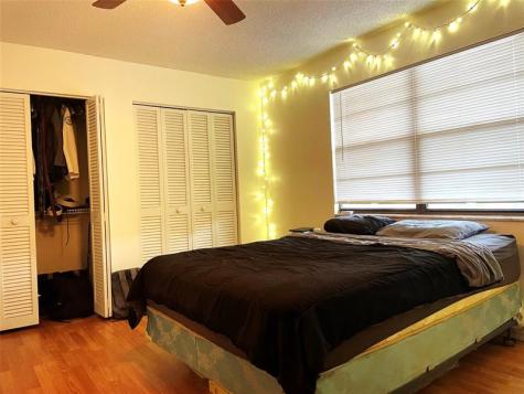 42 S Matador Lane Davie FL 33324