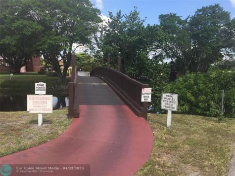 2861 NW 47th Terrace Fort Lauderdale FL 33313