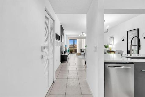 7775 Southampton Terrace Tamarac FL 33321