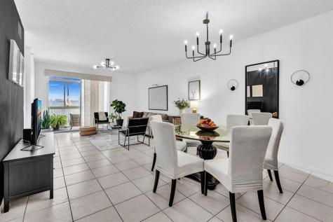 7775 Southampton Terrace Tamarac FL 33321
