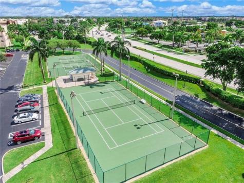 7775 Southampton Terrace Tamarac FL 33321