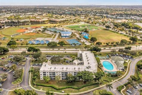 7775 Southampton Terrace Tamarac FL 33321