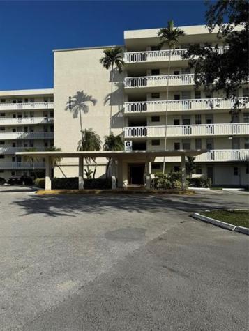 2859 Leonard Drive Aventura FL 33160