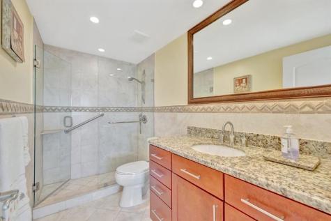 3300 NE 36th Street Fort Lauderdale FL 33308