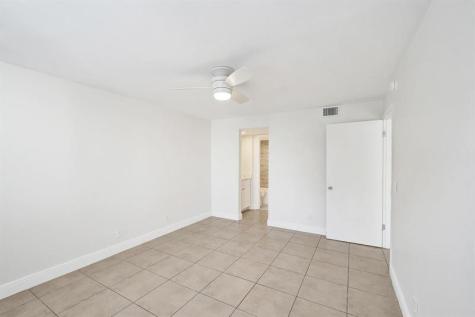 9430 Poinciana Place Davie FL 33324