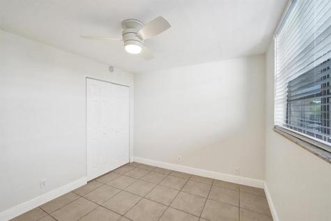 9430 Poinciana Place Davie FL 33324