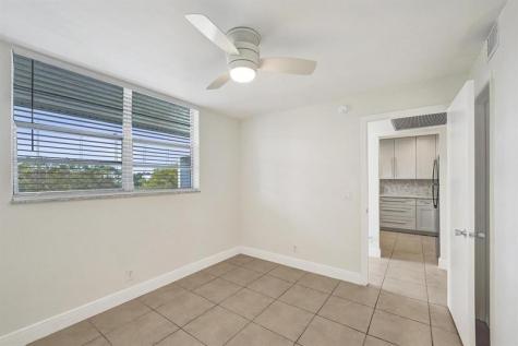 9430 Poinciana Place Davie FL 33324
