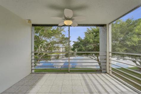 9430 Poinciana Place Davie FL 33324