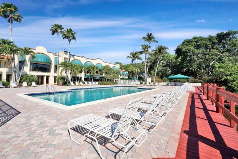 9430 Poinciana Place Davie FL 33324