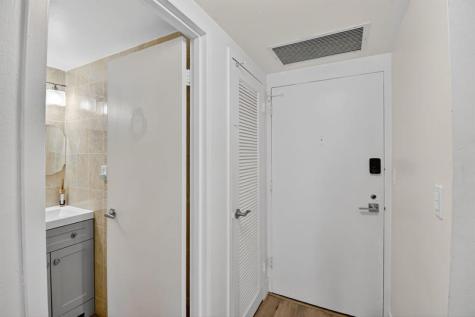 3725 S Ocean Drive Hollywood FL 33019