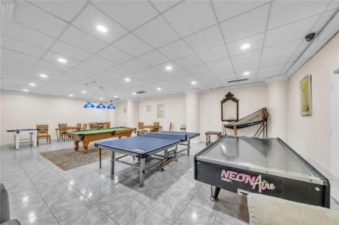 3725 S Ocean Drive Hollywood FL 33019