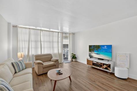 3725 S Ocean Drive Hollywood FL 33019