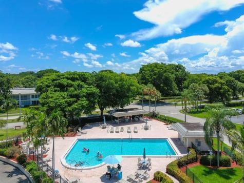 4502 Martinique Way Coconut Creek FL 33066