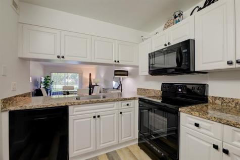 4502 Martinique Way Coconut Creek FL 33066