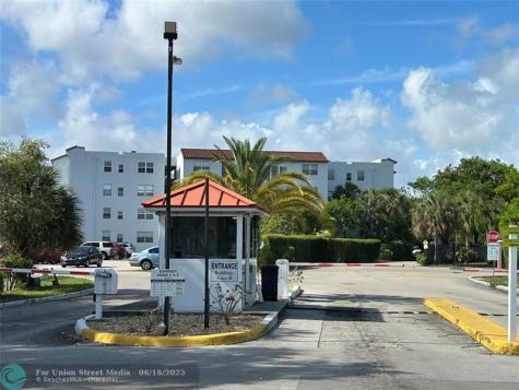 2800 Somerset Drive Lauderdale Lakes FL 33311