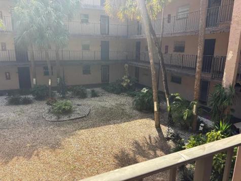 2840 Somerset Drive Lauderdale Lakes FL 33311