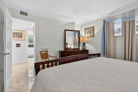 3551 Inverrary Drive Lauderhill FL 33319