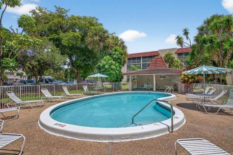 3551 Inverrary Drive Lauderhill FL 33319