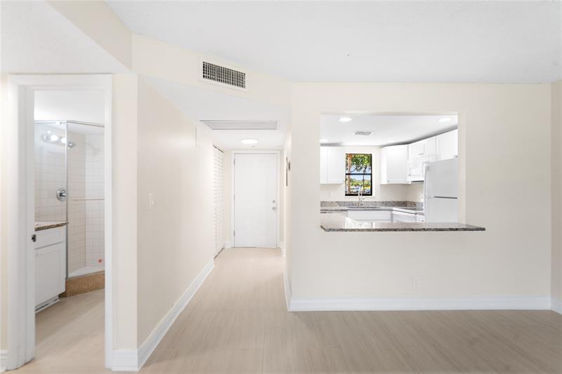 9355 SW 8th Street Boca Raton FL 33428