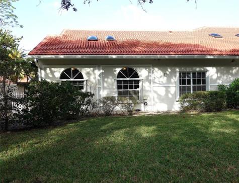 4106 Carriage Drive Pompano Beach FL 33069