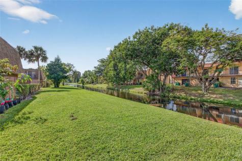 6131 NW 55th Lane Tamarac FL 33319