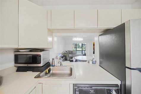 3039 Carambola Circle Coconut Creek FL 33066