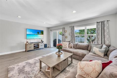 808 NE 15th Avenue Fort Lauderdale FL 33304