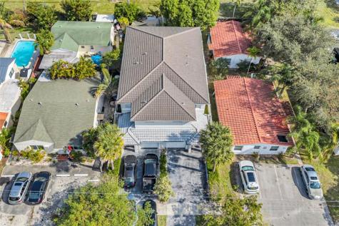 808 NE 15th Avenue Fort Lauderdale FL 33304