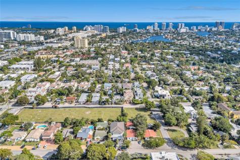 808 NE 15th Avenue Fort Lauderdale FL 33304