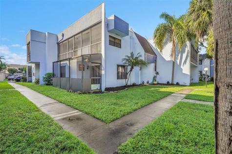 2774 S University Drive Davie FL 33328