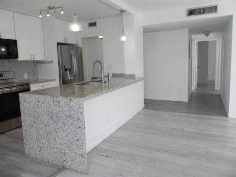 4200 Hillcrest Drive Hollywood FL 33021