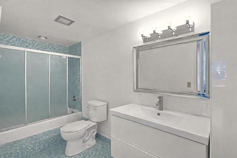 4200 Hillcrest Drive Hollywood FL 33021