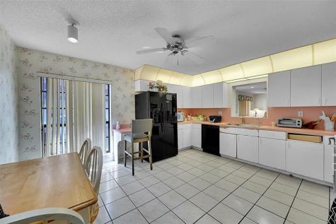 7905 Hibiscus Way Tamarac FL 33321